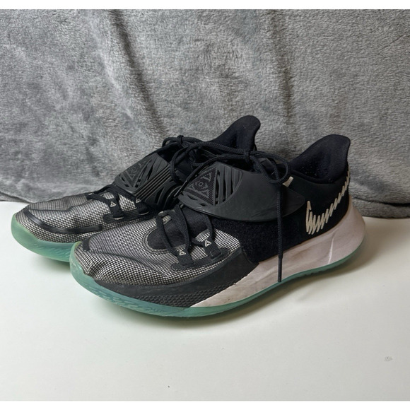 Nike Kyrie 3 Men's Low Basketball Athletic Shoes Sneakers Black Green Blue Sz 12 - Picture 3 of 16